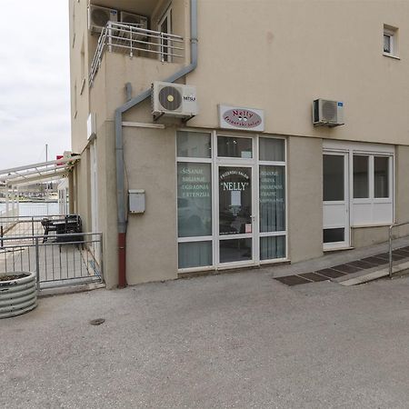 Apartment Antonela Omis Ngoại thất bức ảnh