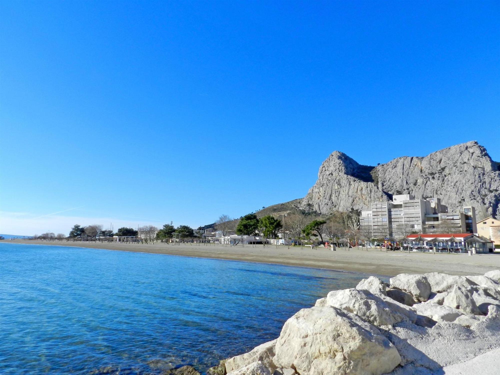 Apartment Antonela Omis Ngoại thất bức ảnh
